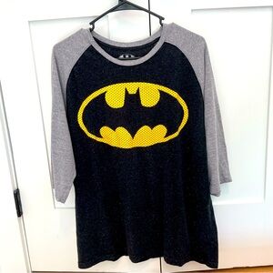 🖤💛 BATMAN T-SHIRT 💛🖤